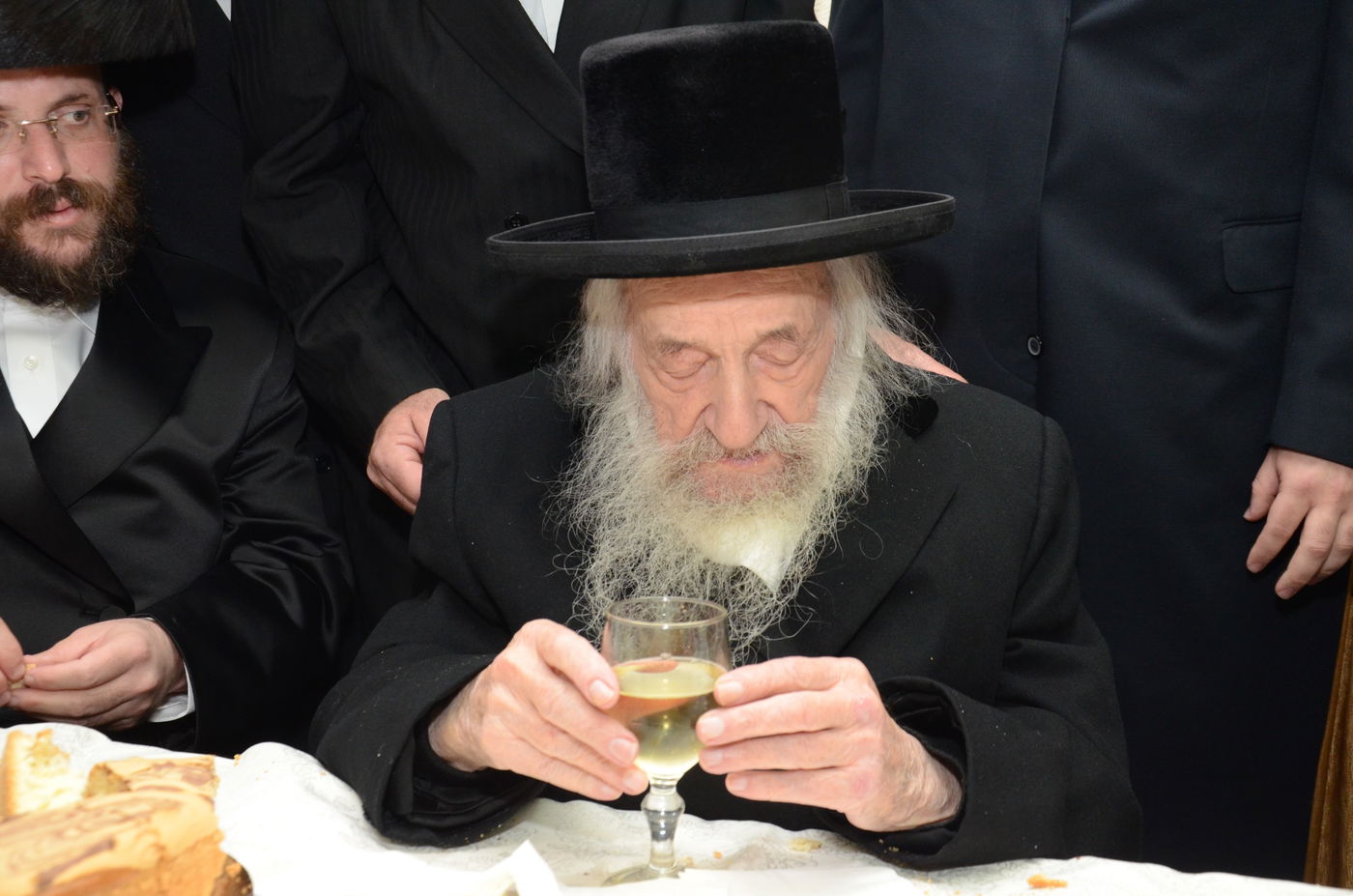 גלריה: מראות מחייו של מרן רבי שמואל הלוי וואזנר זצוק"ל