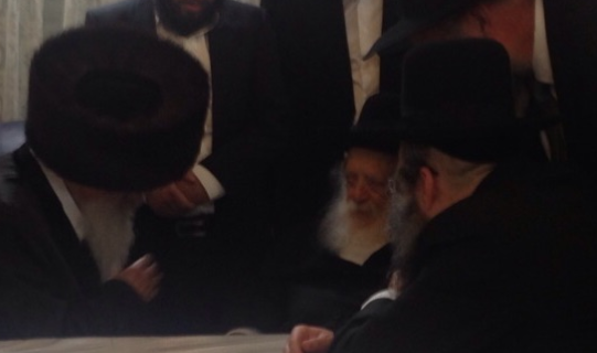 מרן הגר"ח קנייבסקי ניחם את הגר"ח וואזנר