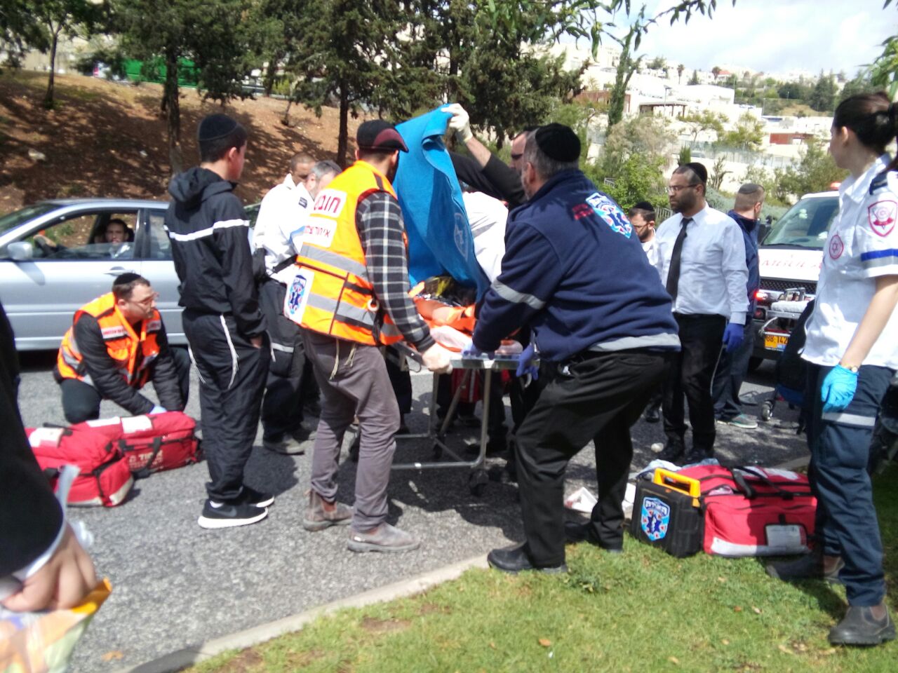 ירושלים: צעיר נפצע בינוני כשחצה שלא במעבר חציה