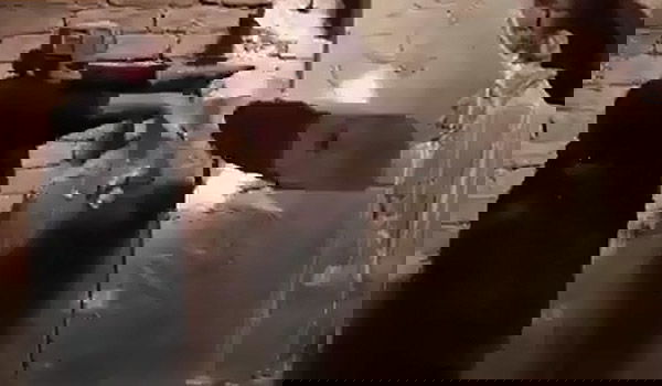 תיעוד מעיראק: פעילי דאעש ניתצו פסלים בעיר העתיקה נמרוד