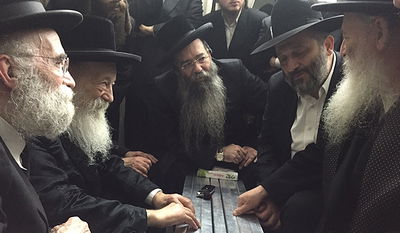 דרעי בביתו של מרן הגר"ש ואזנר