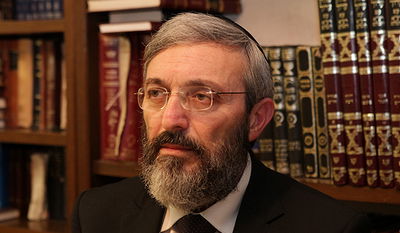 כותב השורות עו"ד דב הלברטל