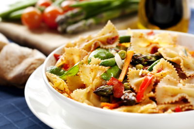 פסטה "פרימוורה" עם ירקות ושמנת