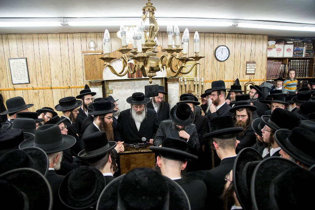 תיעוד: הלווית האדמו"ר מוויטצען זצ"ל