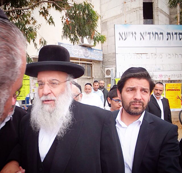 הגר"ב שמואלי ועוזרו ר' מרדכי חסידים, אתמול