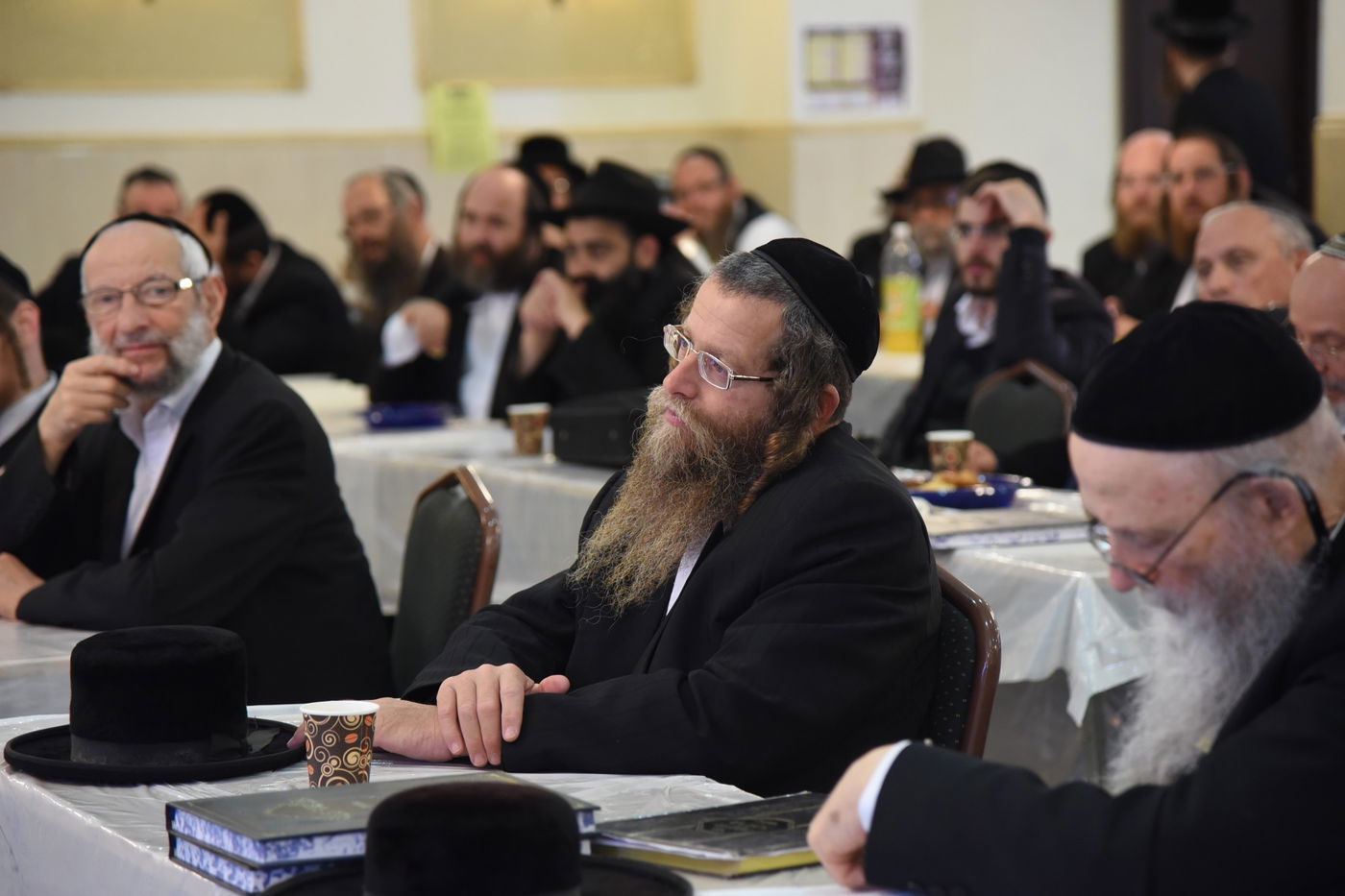 תיעוד: 'יום שכולו תורה' בקרית צאנז בנתניה