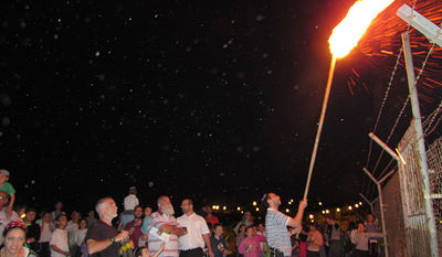 צפו: מאות תלמידים ביצעו את "קידוש החודש" כמו בזמן המשנה