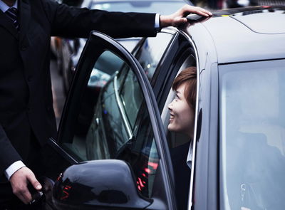 יחס נהדר לאישה שעלול להפוך להתמסרות ללא גבולות