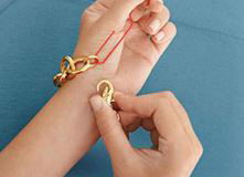 פתרונות מבריקים לאחסון, סידור ושמירה על תכשיטים