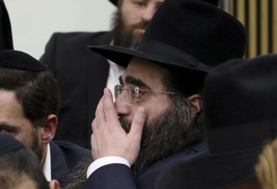 האדמו"ר הרב פינטו בבית המשפט