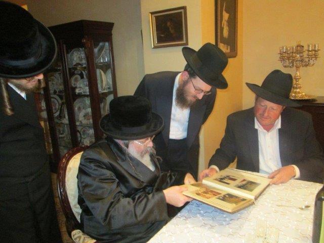 גלריה: ביקור האדמו"ר מ"חוג חתם סופר" באוסטרליה