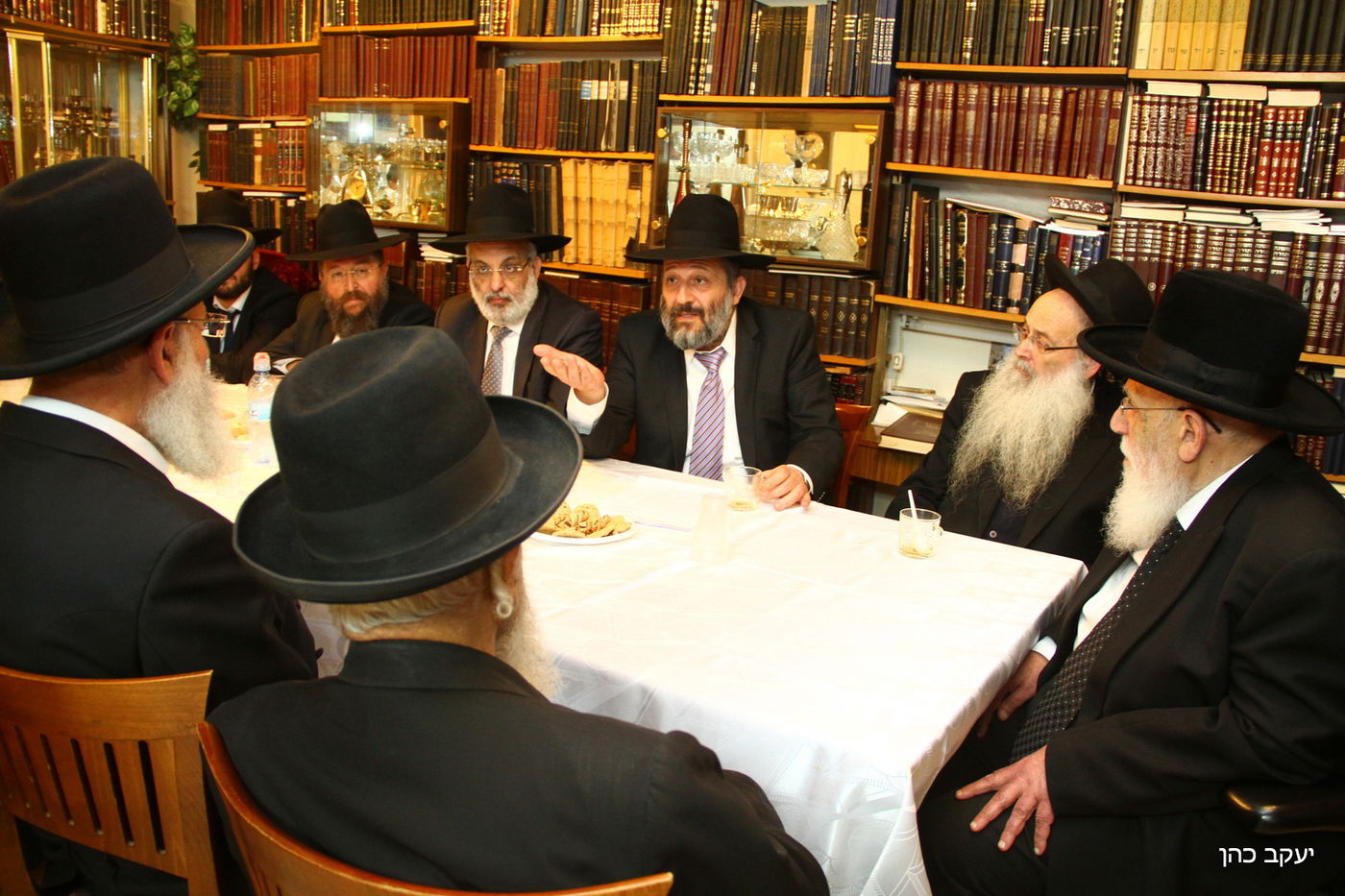 תיעוד: מועצת חכמי התורה אישרה את ההסכם הקואליציוני