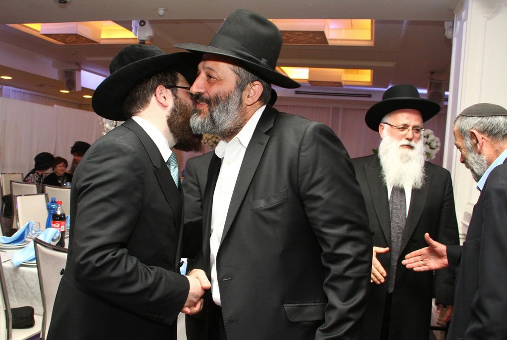 תיעוד: ברית לנכדו של הרב יהודה דרעי