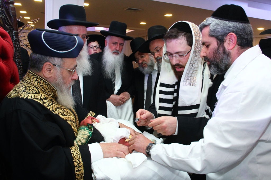 תיעוד: ברית לנכדו של הרב יהודה דרעי