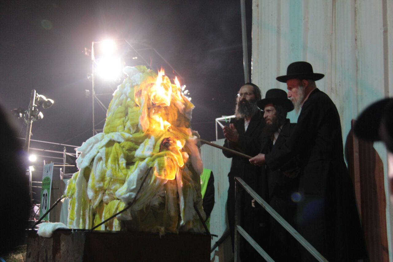 רבבות חוגגים ומתפללים בציון הרשב"י • תיעוד ענק