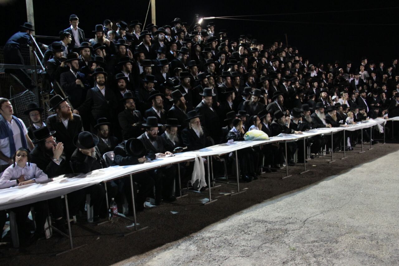 רבבות חוגגים ומתפללים בציון הרשב"י • תיעוד ענק