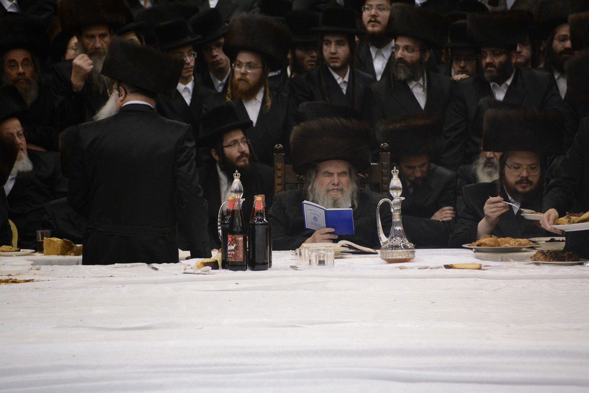 גלריה: כך נראתה שמחת הברית לנכד האדמו"ר מבעלזא