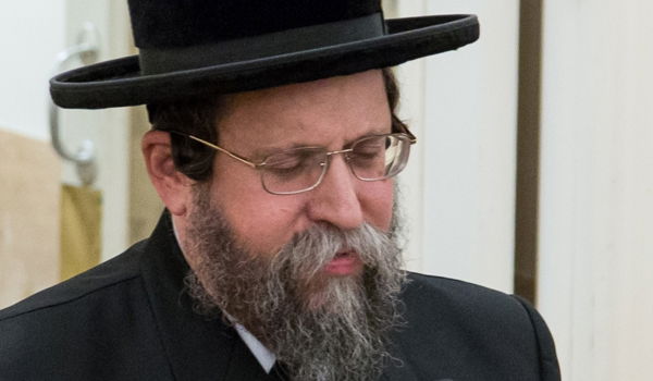 האדמו"ר מבויאן, מזל טוב