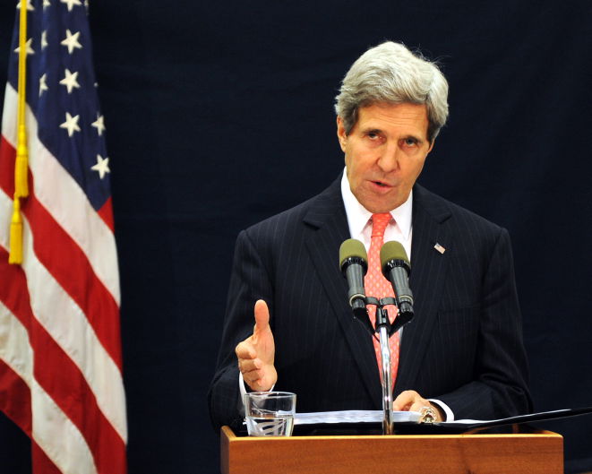 אחרי מתיחות: ג'ון קרי יפגש עם ולדימיר פוטין