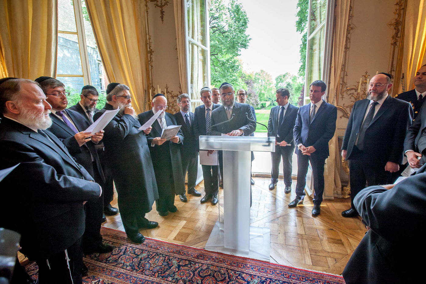 ר"מ צרפת מנואל ואלס: "אי אפשר לתאר את צרפת ללא היהודים"