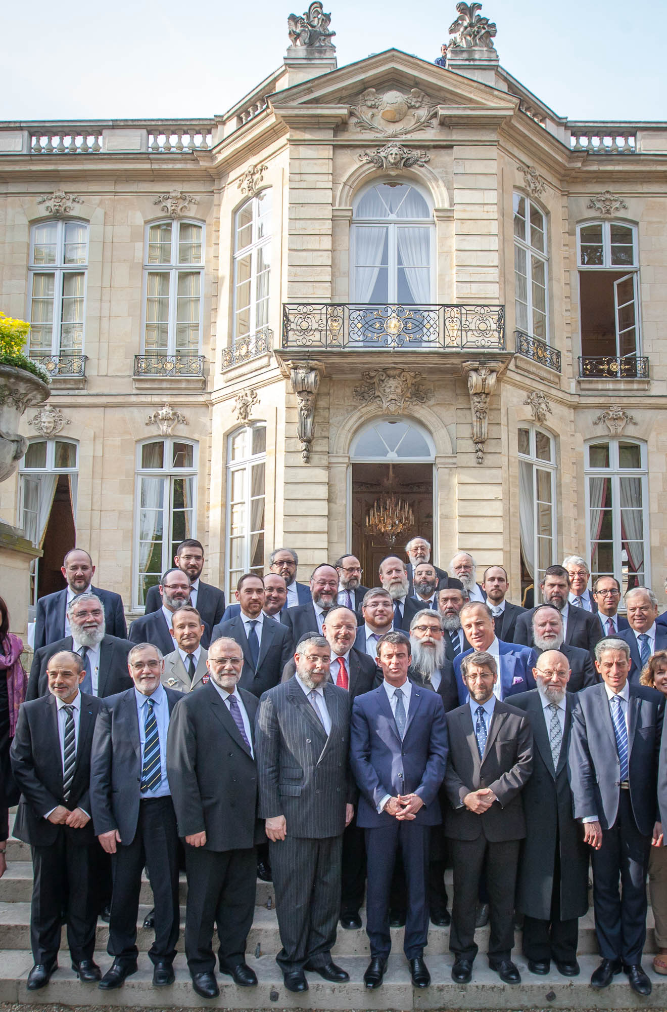 ר"מ צרפת מנואל ואלס: "אי אפשר לתאר את צרפת ללא היהודים"