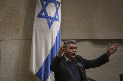 מה שבע? פרץ וועקנין דנים בפסוקים במליאת הכנסת