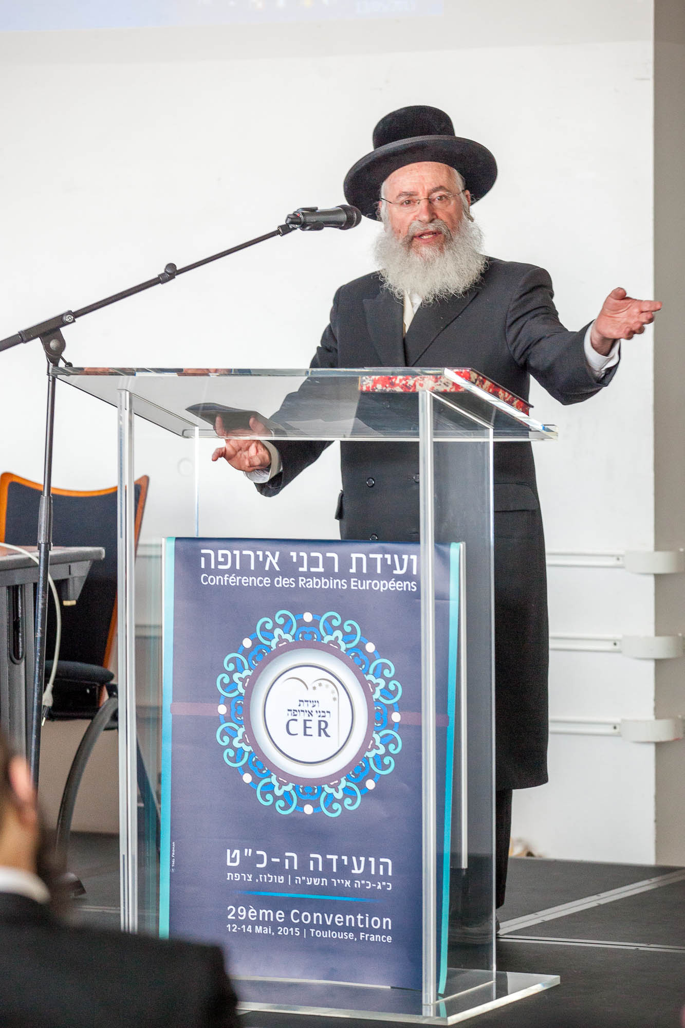 נשיא ועידת רבני אירופה: "יש שיתוף פעולה עם האיחוד האירופאי"