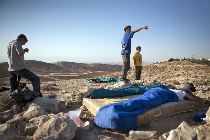נוער גבעות. אילוסטרציה למצולמים אין קשר לנאמר בכתבה
