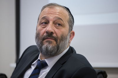 הישג ראשון לשר הכלכלה. אריה דרעי