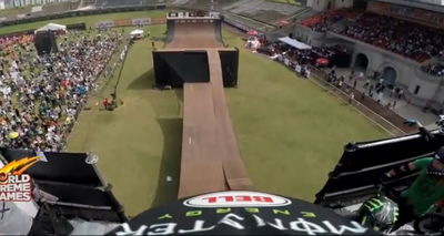 מדהים: פעלול אופניים מזווית הרוכב