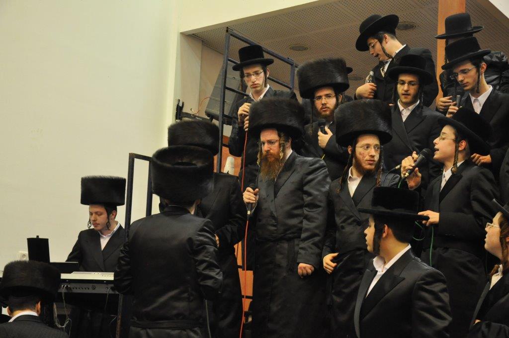 גלריה: שמחת התנאים בחצרות פרמישלן - בוטשאן