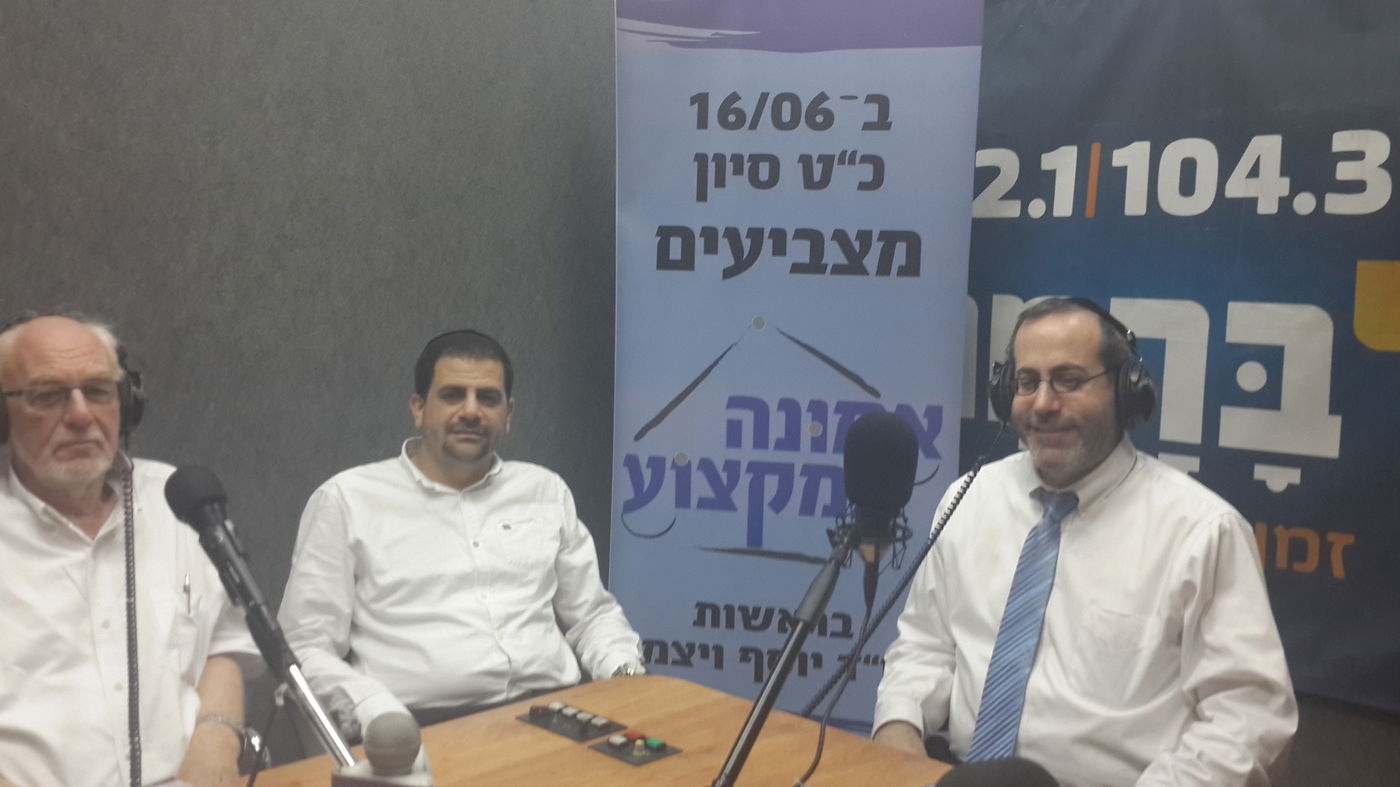 עורכי הדין באולפני 'קול ברמה'