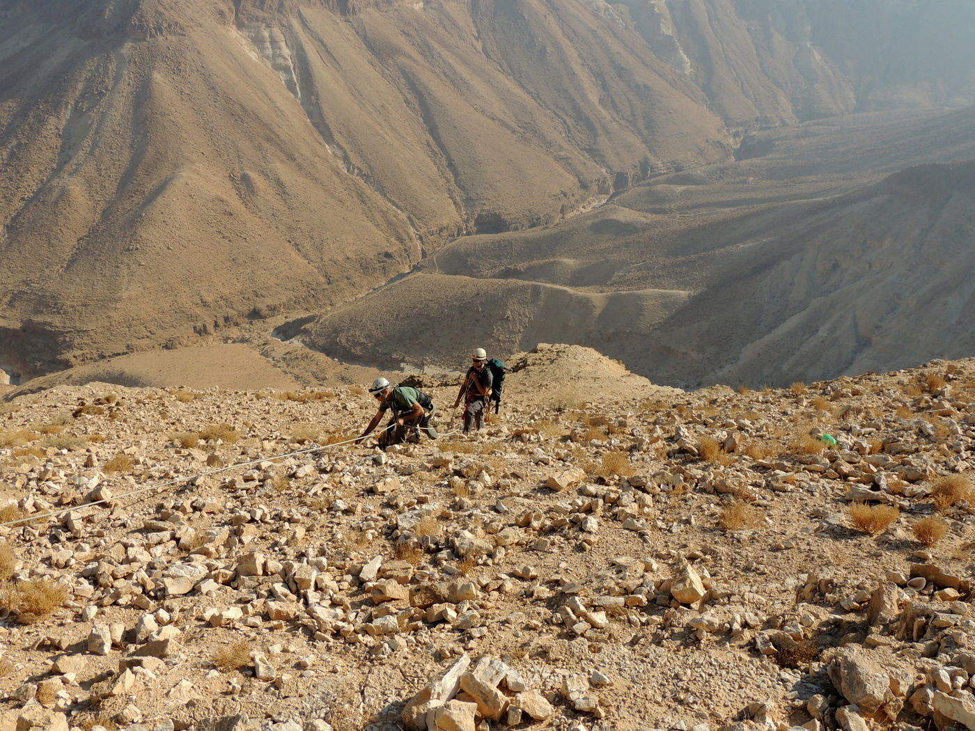 שנה וחצי מאסר לשישה שודדי עתיקות