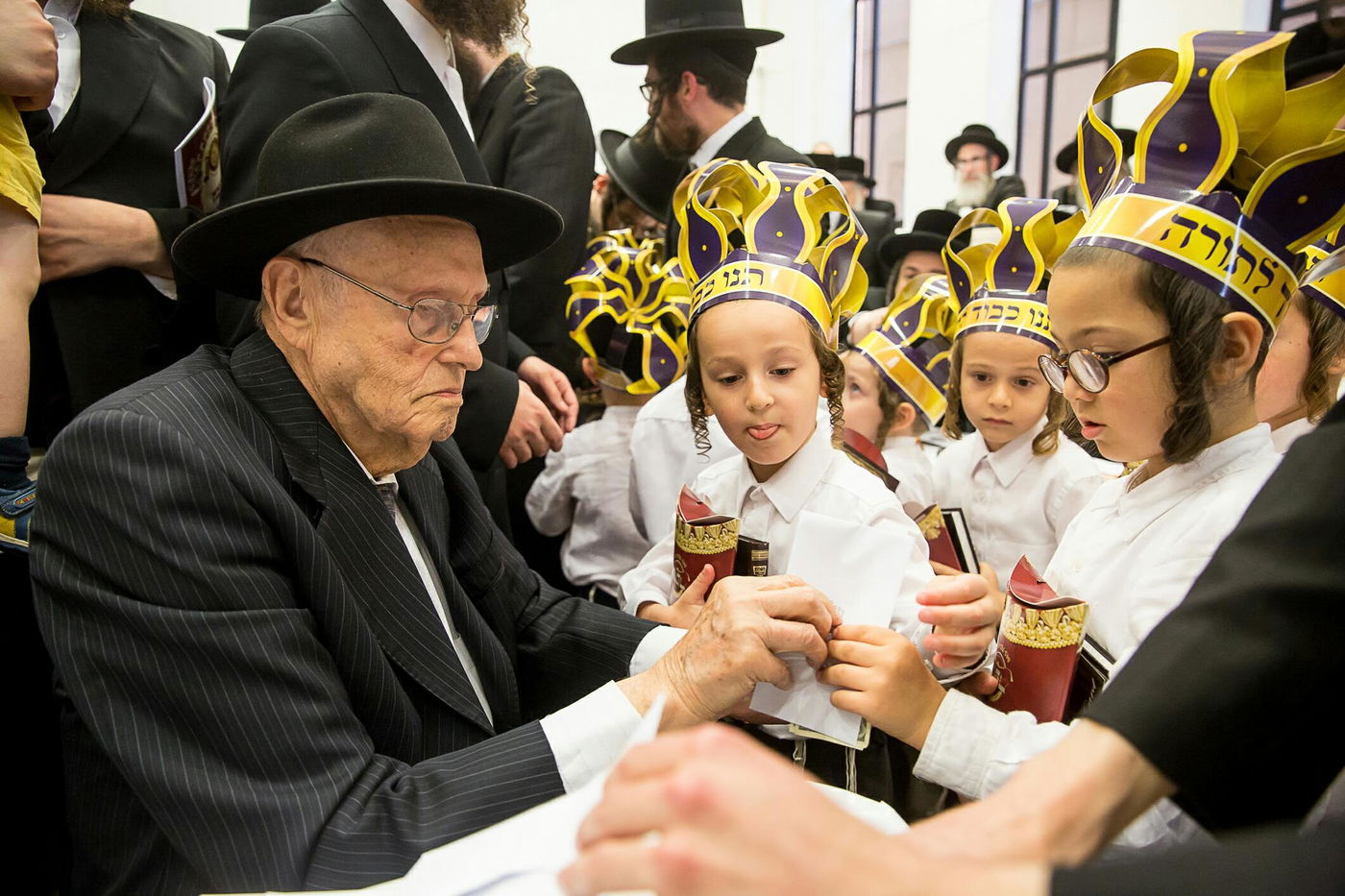 גלריה: מסיבת חומש לילדי סאטמר בבורו פארק