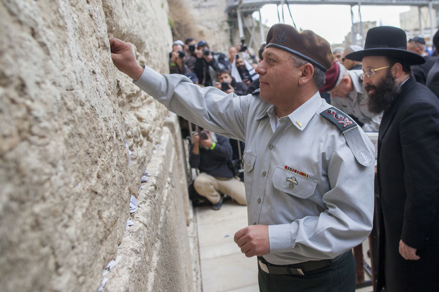 הרמטכ"ל גדי איזנקוט בכותל המערבי