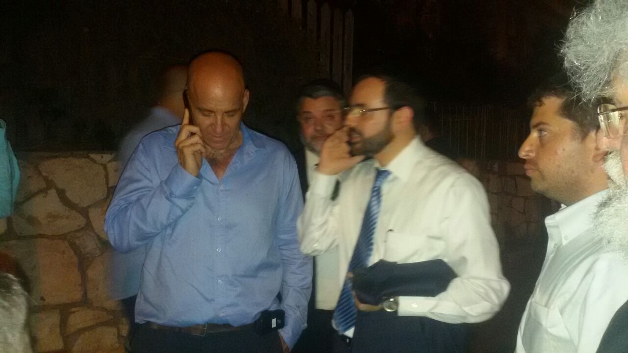 לאחר רימון ההלם: תוגברה האבטחה סביב אוריאל בוסו