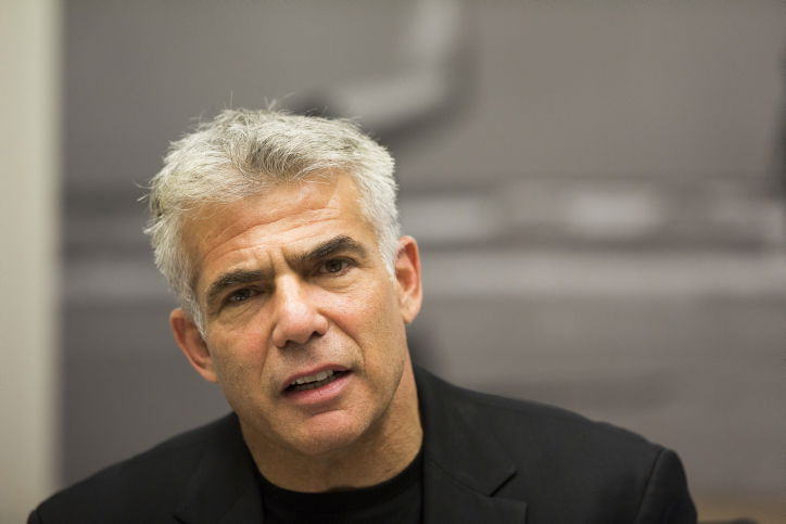 ועדת השרים לחקיקה דחתה הצעת לפיד למנוע ממורשעים לכהן כשר או סגן שר