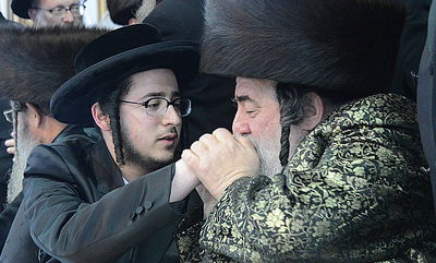 הרבי מויז'ניץ בשמחה