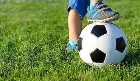 אופ"א השעתה שחקן כדורגל שהביע תמיכה בפלסטינים