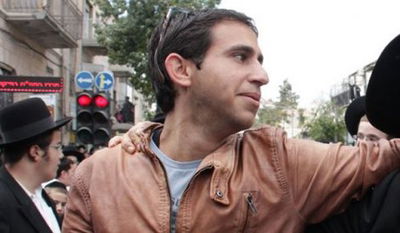 מהפרינט למסך. עקיבא נוביק