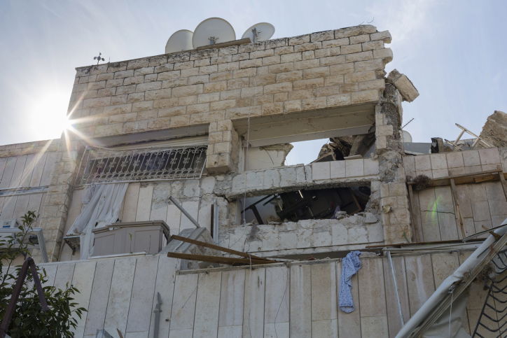 הבניין בשכונת גילה לאחר הפיצוץ