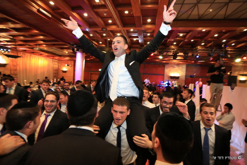 גלריה: חתונת בתו של הרב אלי קב