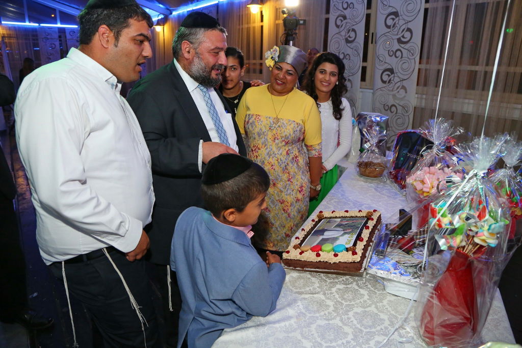 משה אבוטבול חגג יובל להיוולדו • צפו בגלריה