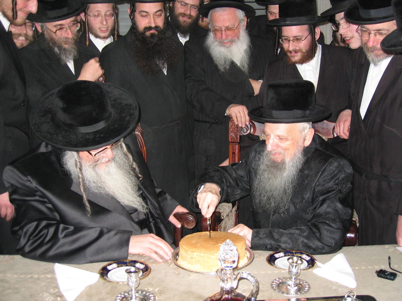 גלריה: מראות מחייו של האדמו"ר מסערט ויז'ניץ