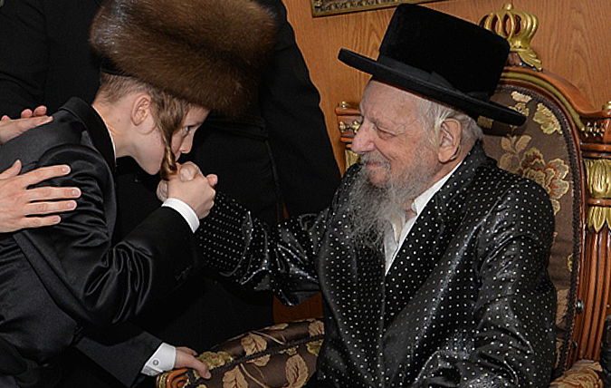 כ"ק האדמו"ר מסערט ויז'ניץ זצ"ל, לפני כבועיים