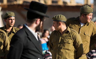 חרדים וחיילים, אילוסטרציה, למצולמים אין קשר לכתבה