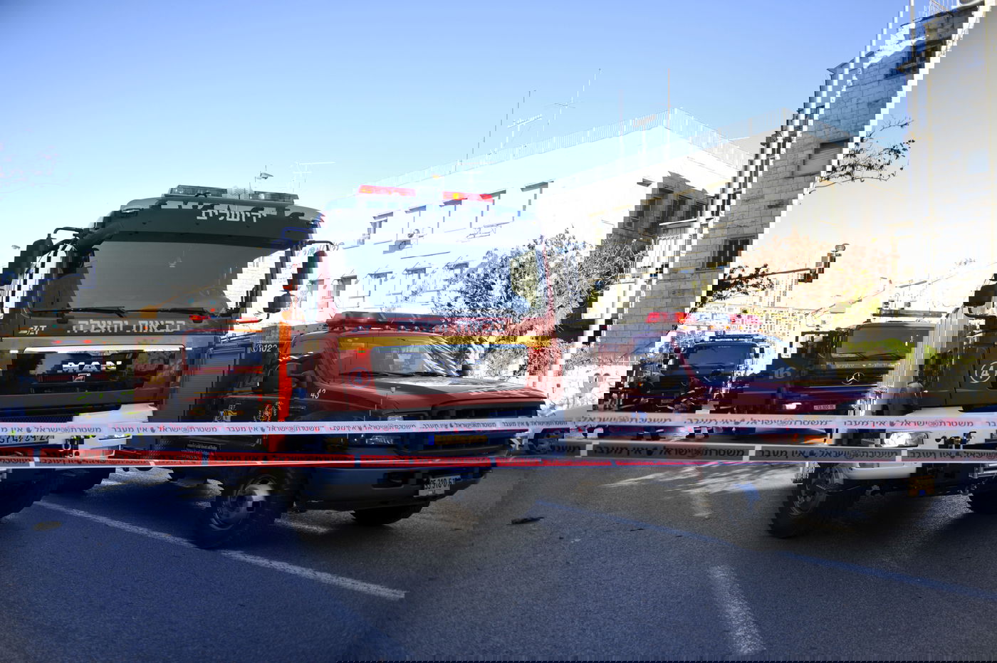 צעיר גנב כבאית מזירת תאונה ופגע ברכבים