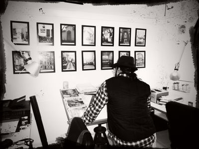 האמן מרדכי בראון, הכל מונח בפרטים הקטנים