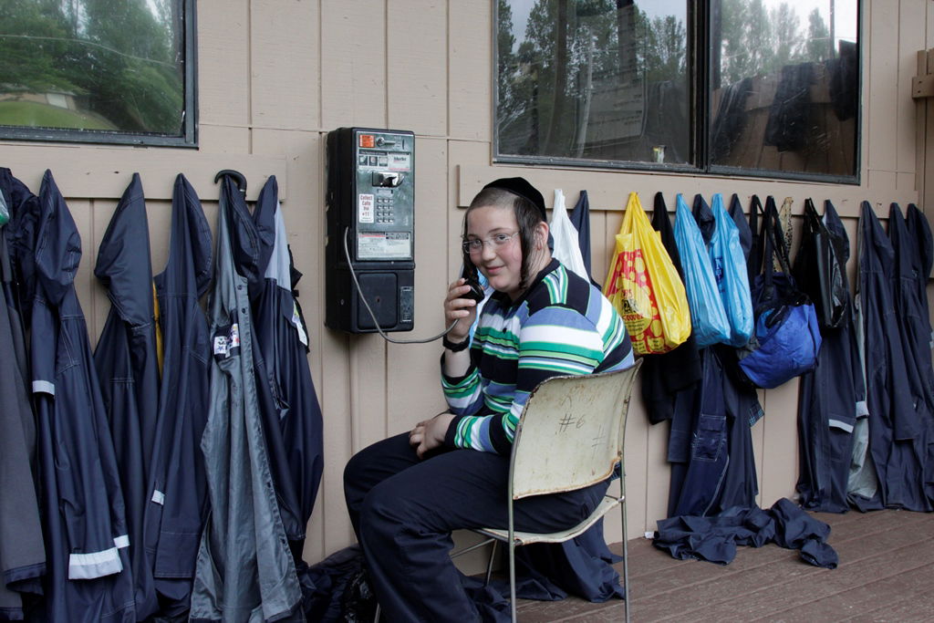 יוצאים להרים וממשיכים ללמוד: תיעוד ענק מהנופש החרדי-אמריקאי