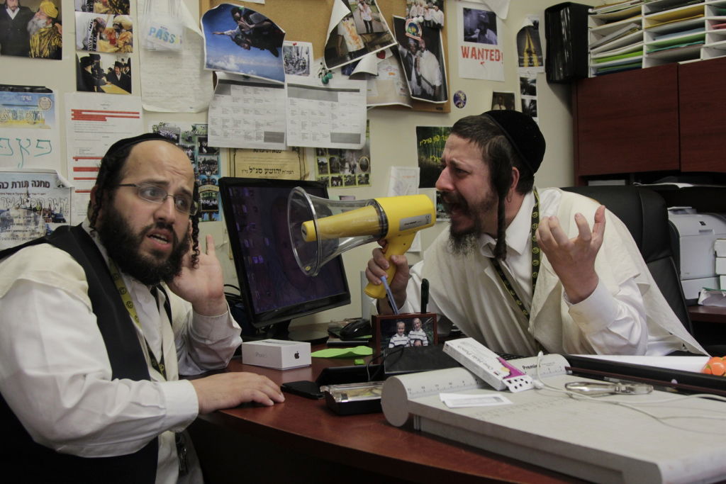 יוצאים להרים וממשיכים ללמוד: תיעוד ענק מהנופש החרדי-אמריקאי